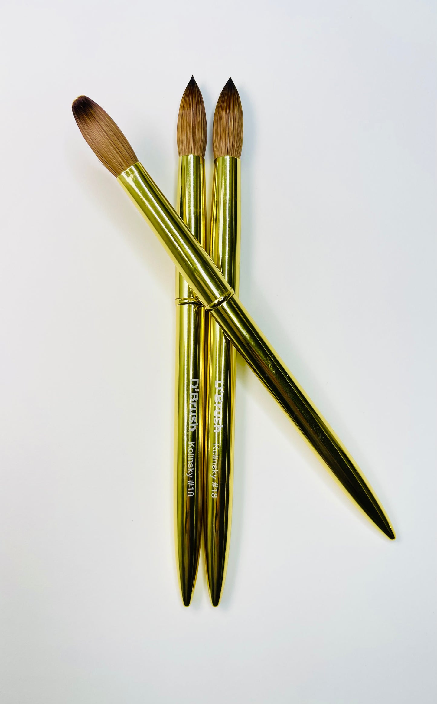 D’Brush Gold – 100% Kolinsky Acrylic Brush #18